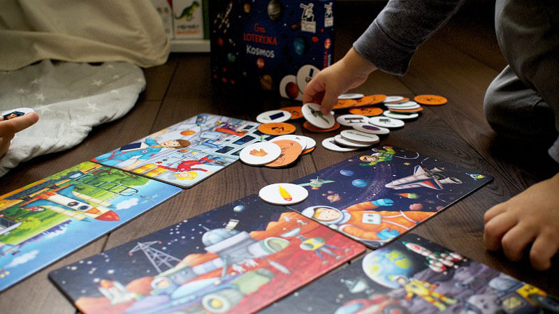 Loteryjka Kosmos Kapitana Nauki - pierwsza gra dla dziecka 4+