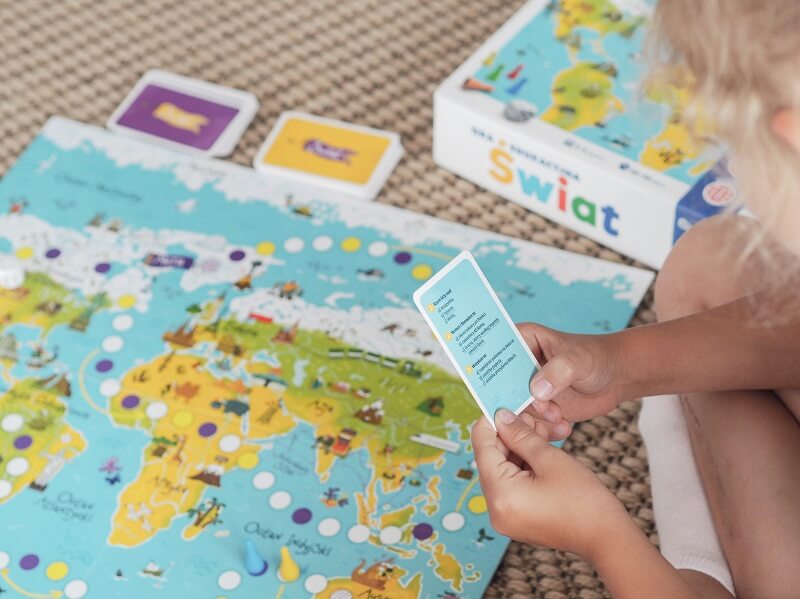 Świat. Gra edukacyjna - Fascynująca wyprawa przez kontynenty, wyspy i oceany!