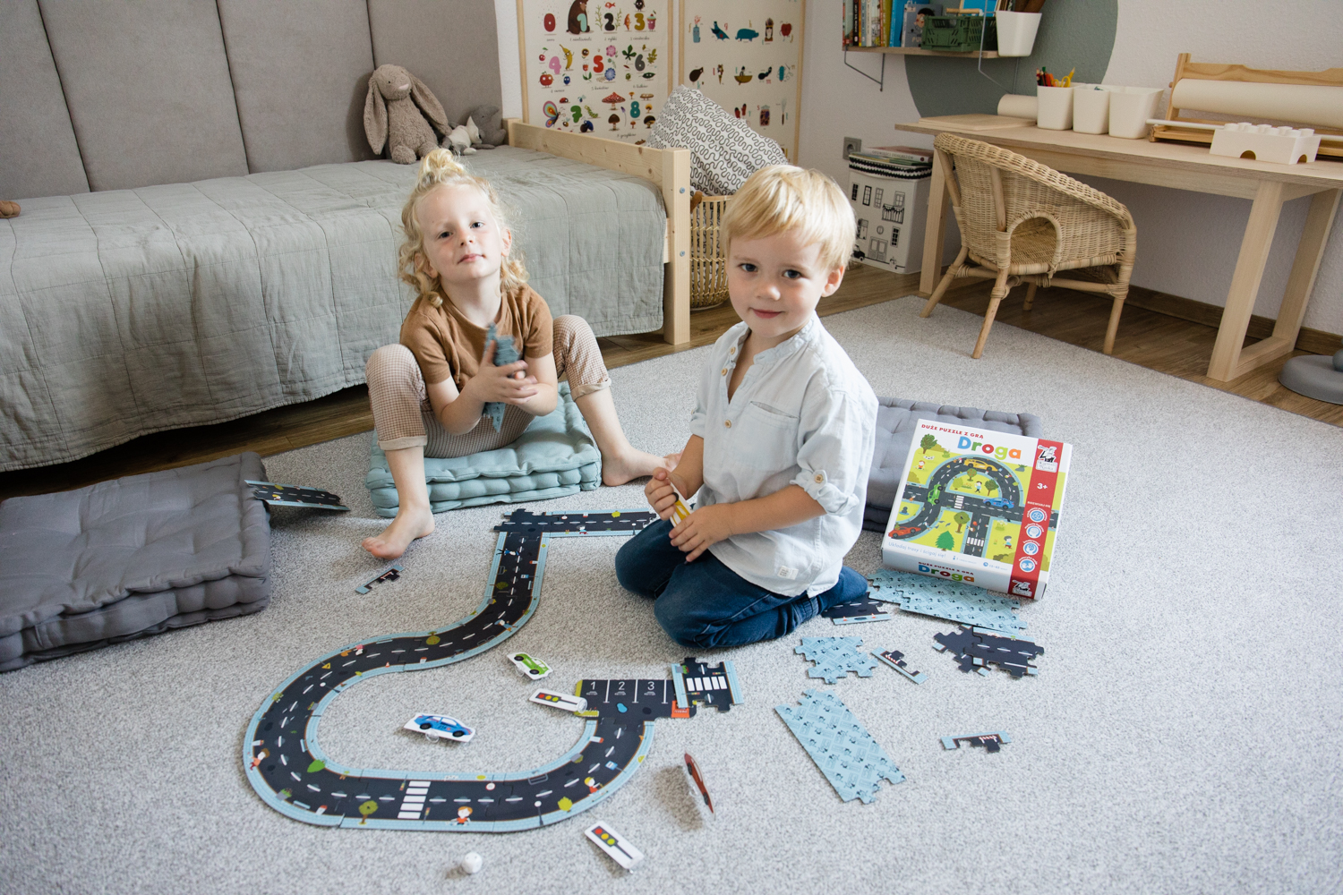Puzzle Droga z grą dla dzieci
