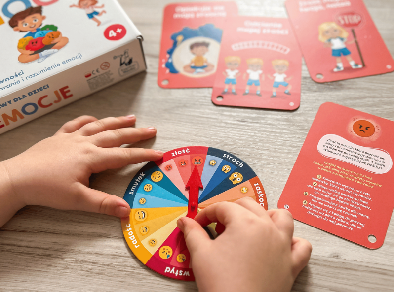 Karty Emocje. Zabawy dla dzieci – opracowane przez psycholożkę dziecięcą