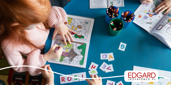 Jeśli nie podręcznik do angielskiego, to co? Nowoczesne metody nauki dla dzieci i młodzieży